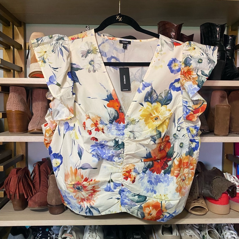 Floral Ruffle Sleeve Top